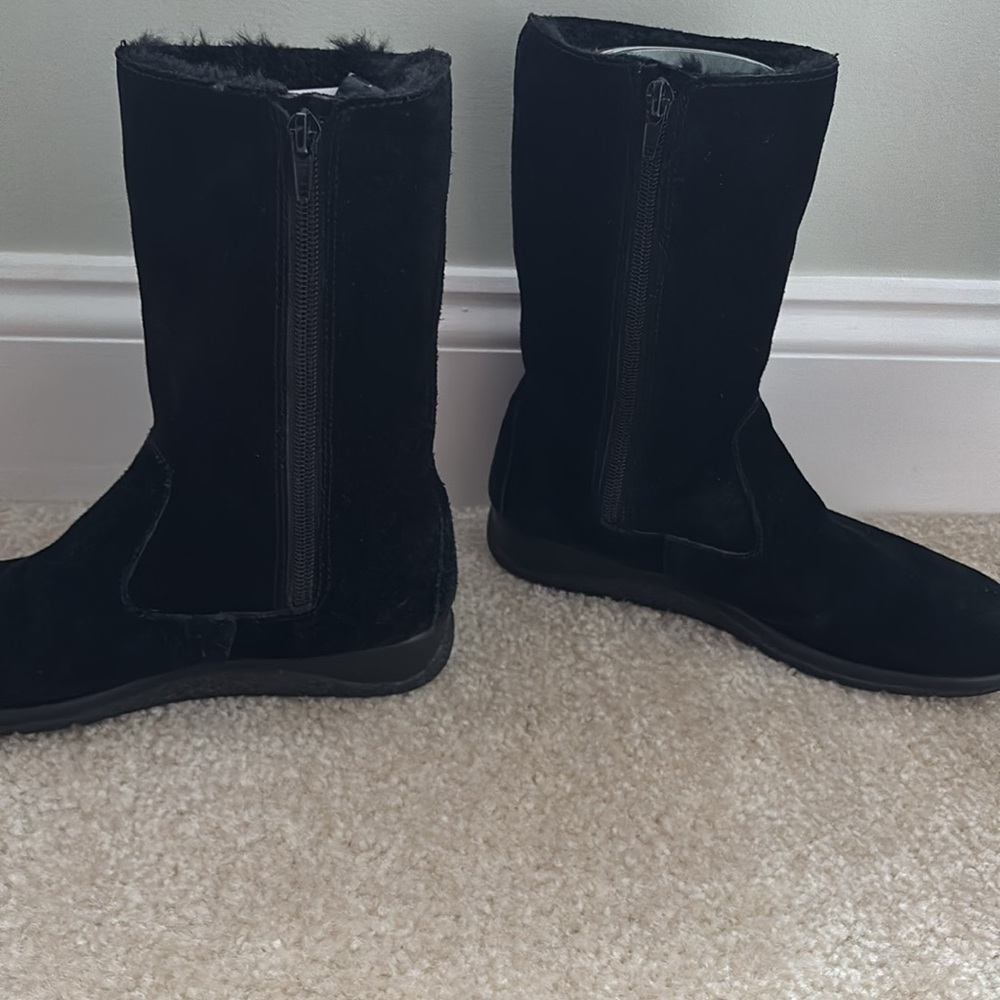 Women's Aerosoles Black Suede Leather Boots - Picture 3 of 7
